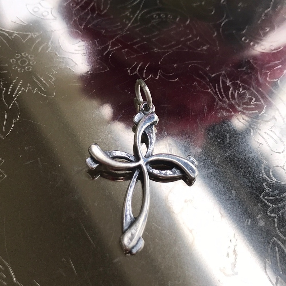 925 Sterling Silver Cross